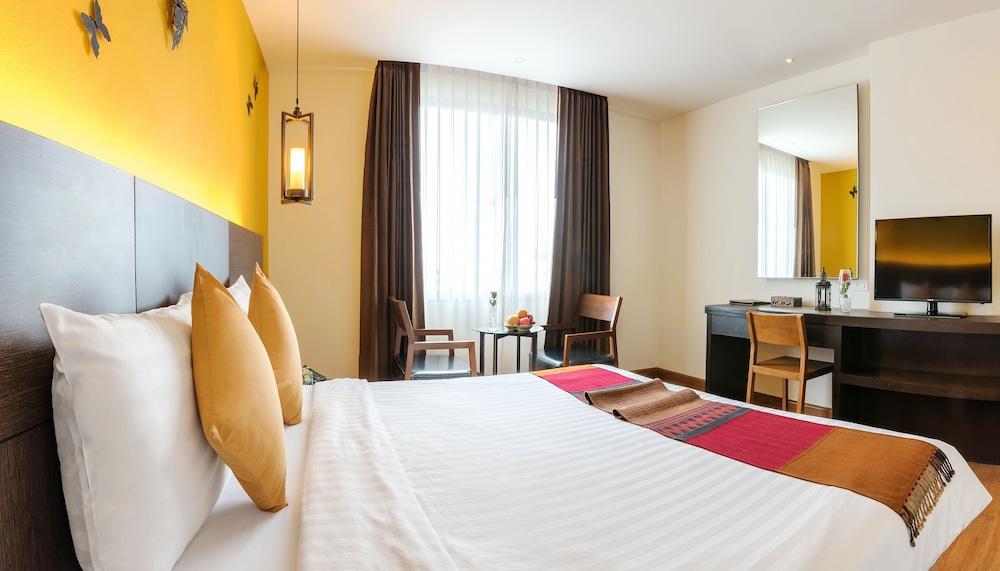 Hotel Buri Sriphu 4*