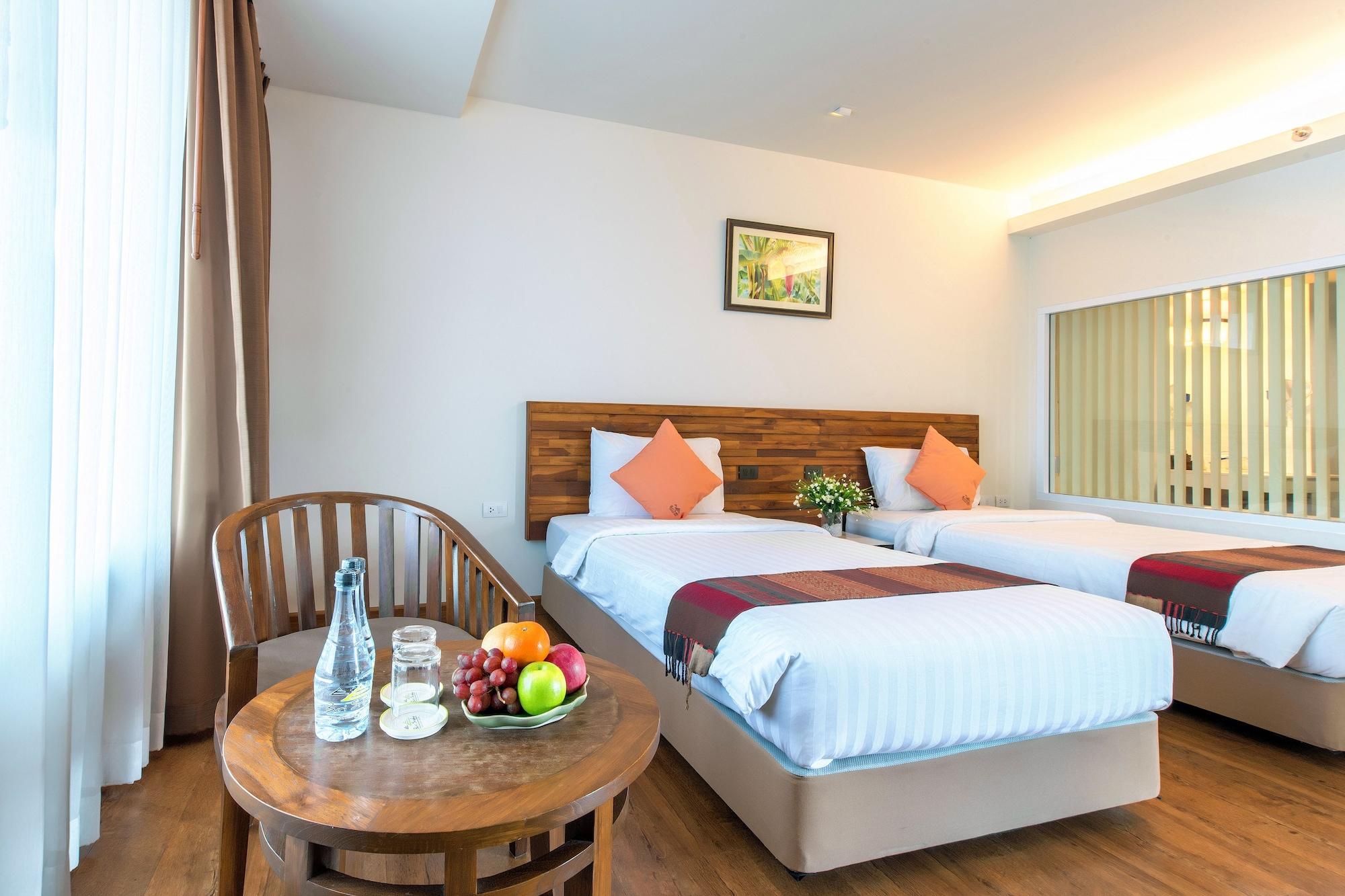 Buri Sriphu Hotel 4*