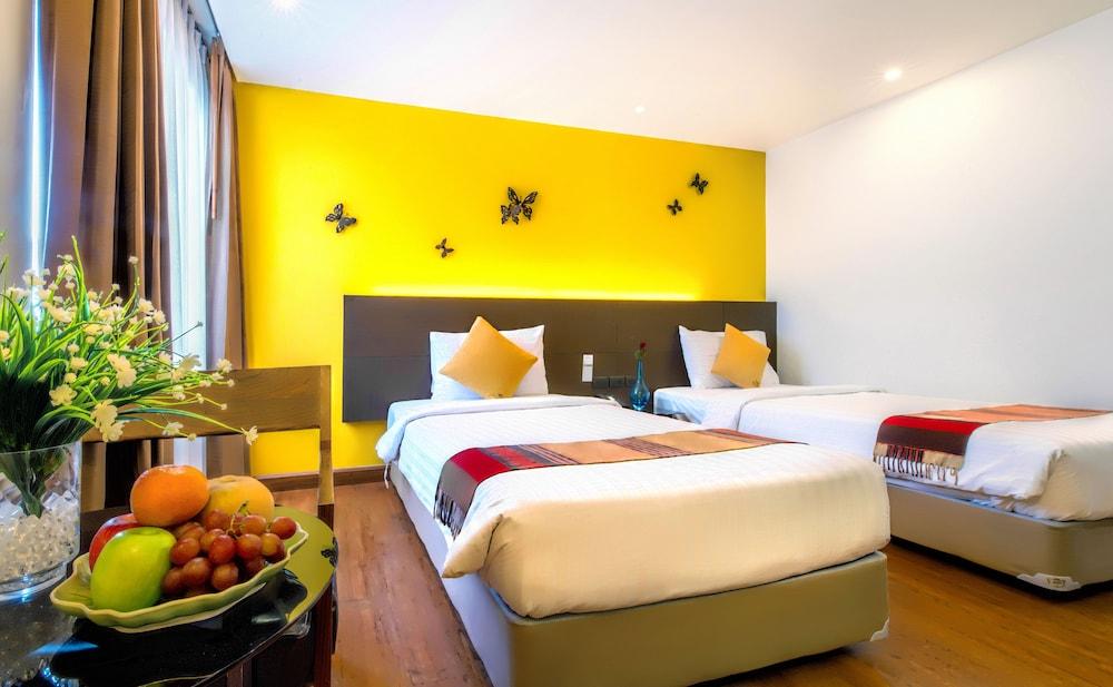 Buri Sriphu Hotel 4*