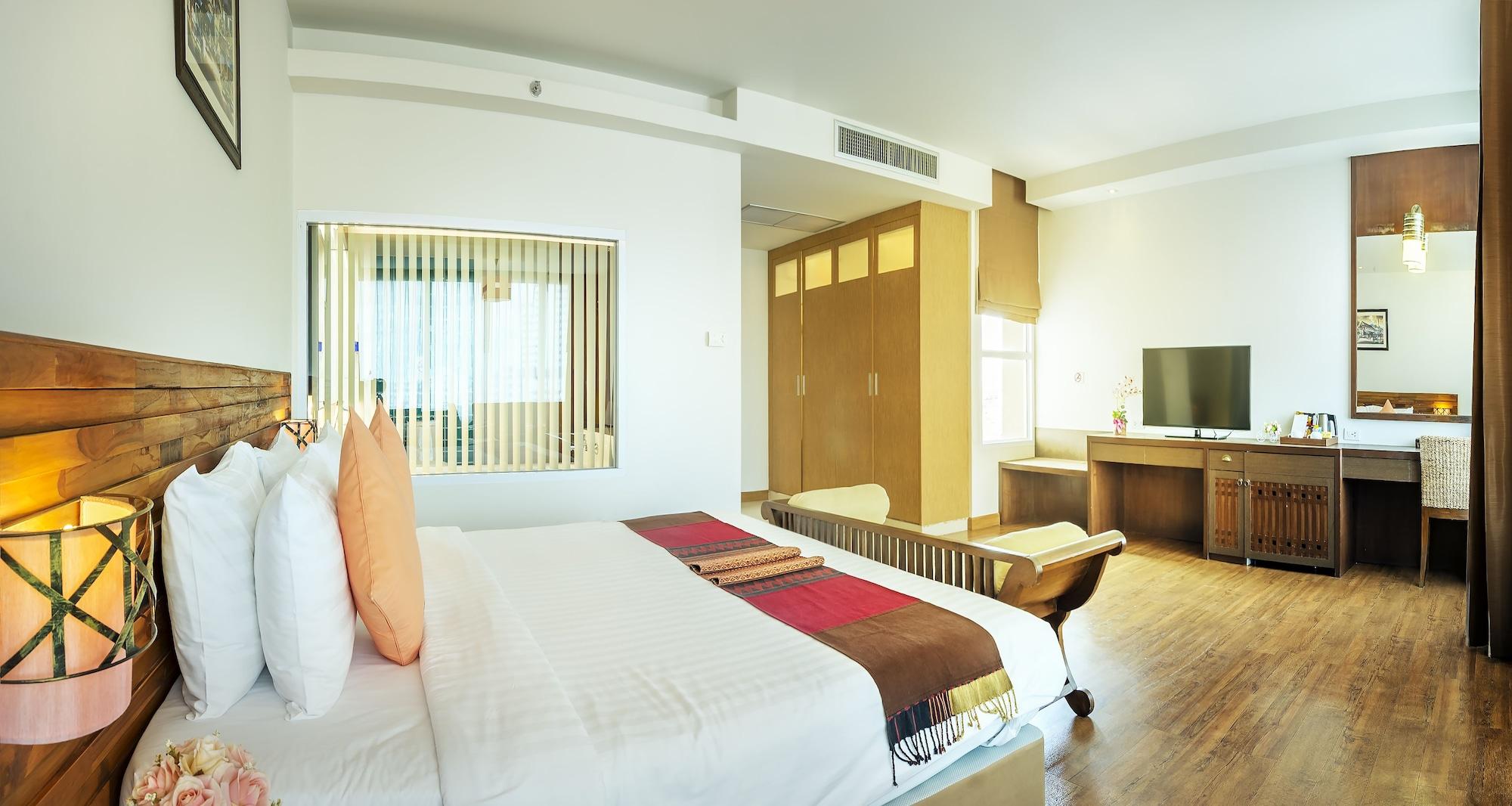 Hotel Buri Sriphu